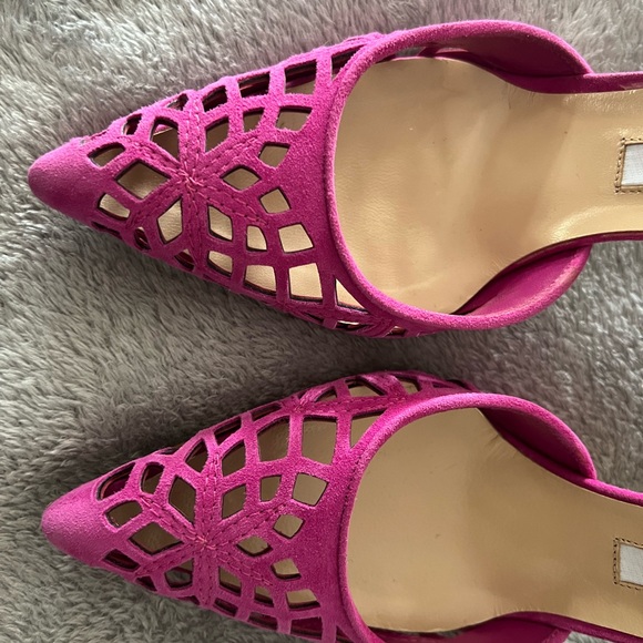 Manolo Blahnik pink cut out pumps size 38 - Picture 4 of 6